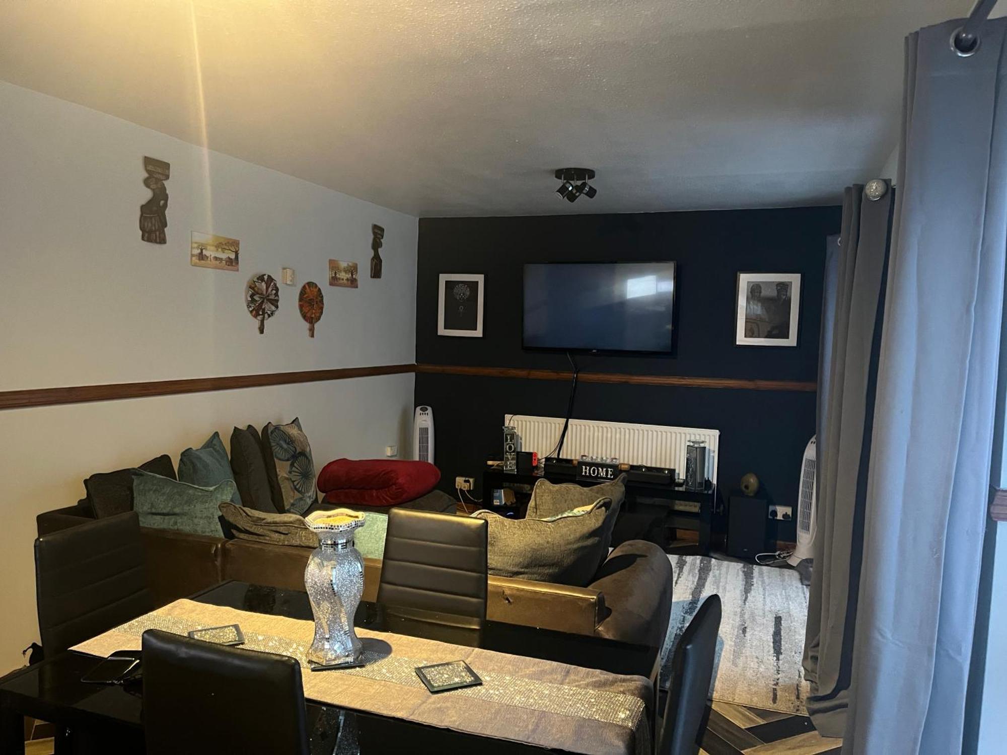 Queenomega'S Home Stay London Luaran gambar