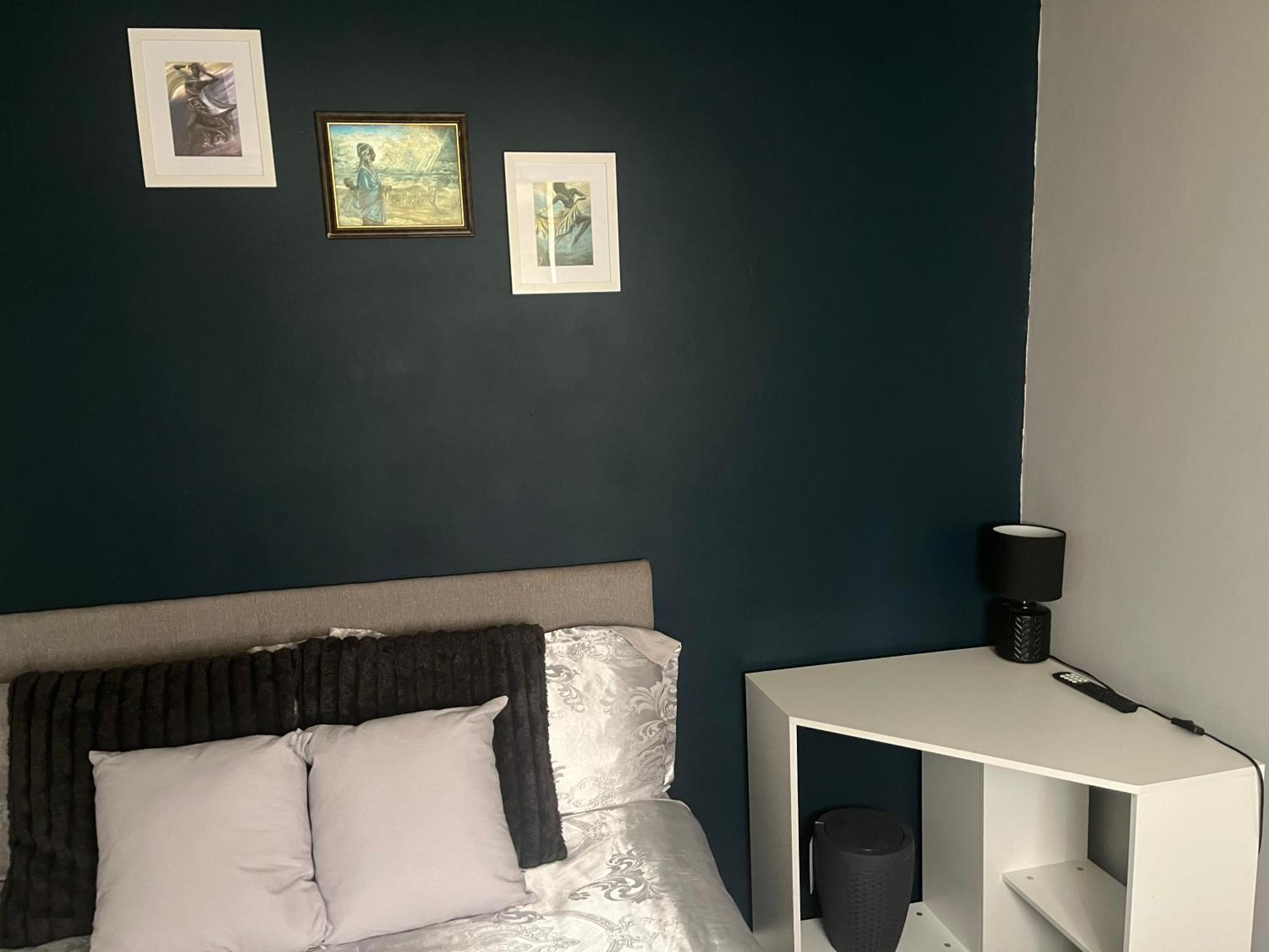 Queenomega'S Home Stay London Luaran gambar